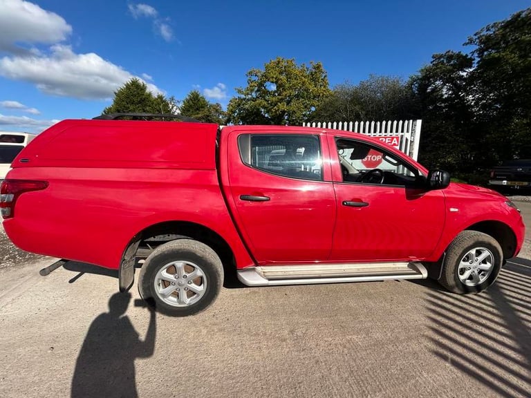 2019 Mitsubishi L200 L200 4Life DI-D 4x4 DIESEL Manual