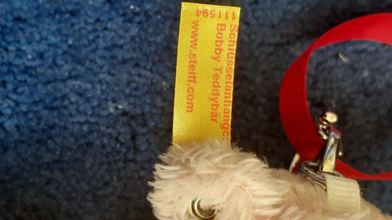 Steiff Bobby Keyring Bear