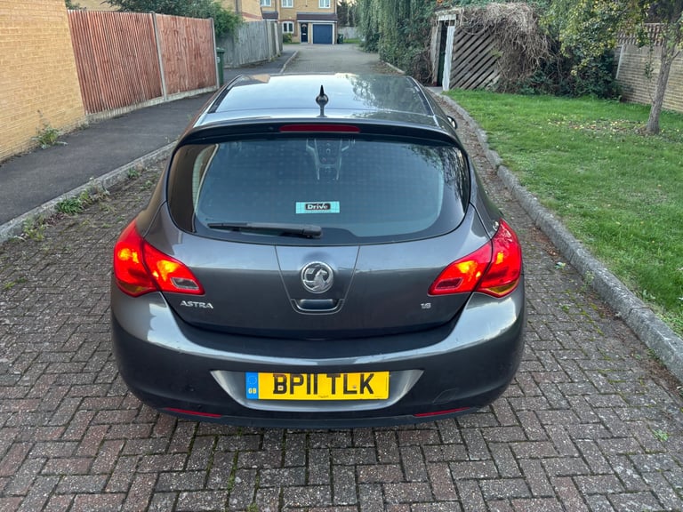 Vauxhall, ASTRA, Hatchback, 2011, Manual, 1598 (cc), 5 doors