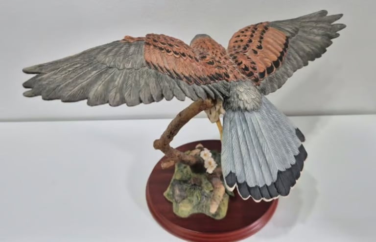 Collection of x15 display birds by Country Artists, Russell Willis and Views of Nature