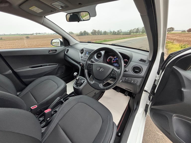 2019 Hyundai i10 1.0 SE 5dr HATCHBACK PETROL Manual