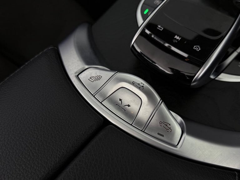 2018 Mercedes-Benz C Class 2.0 C300d AMG Line (Premium) Cabriolet G-Tronic+ Euro 6 (s/s) 2dr Conv...