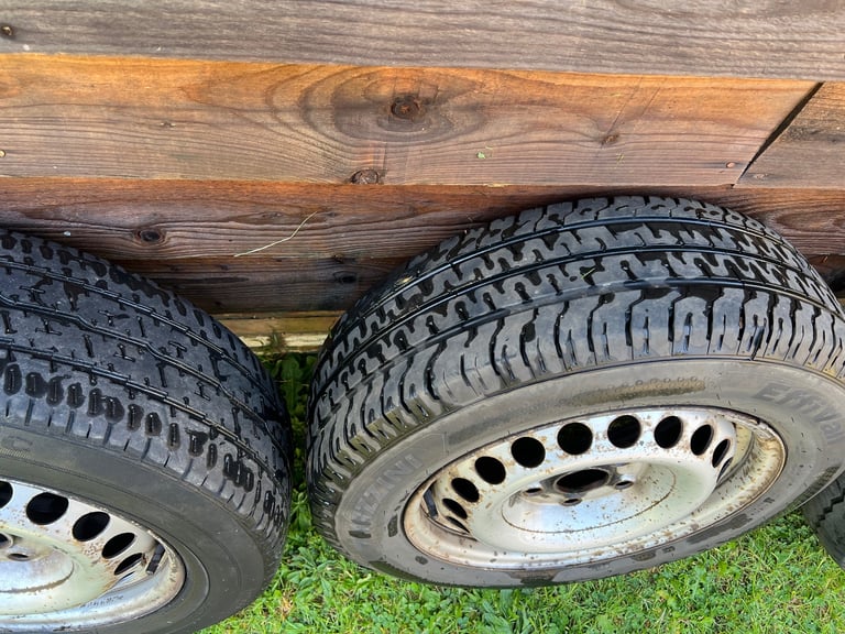 VW Transporter steel wheels with bolts and caps