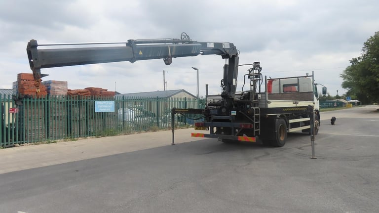 2006 DAF TRUCKS FA LF55.220 DAF 24 VALVE ENG HIAB 122B-1CL CRANE MANUAL GEARBOX 