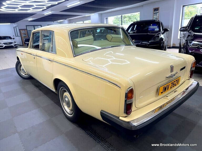 Rolls-Royce Silver Shadow Silver Shadow 6.8 II 4dr [RARE EXAMPLE]
