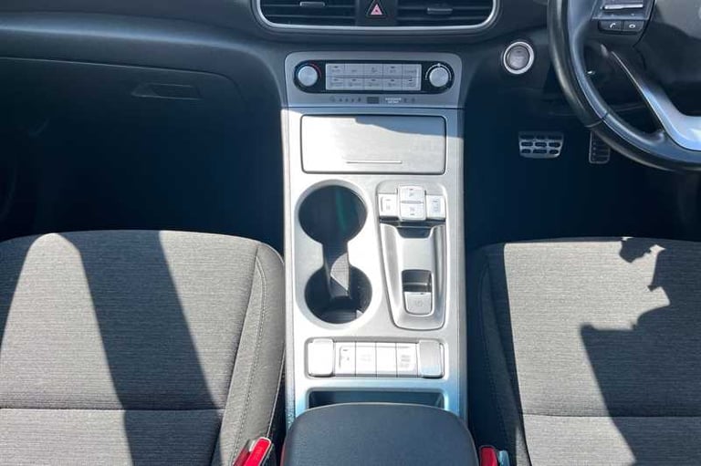 2021 Hyundai KONA 39kWh SE SUV 5dr Electric Auto (10.5kW Charger) (136 ps) SUV Electric Automatic