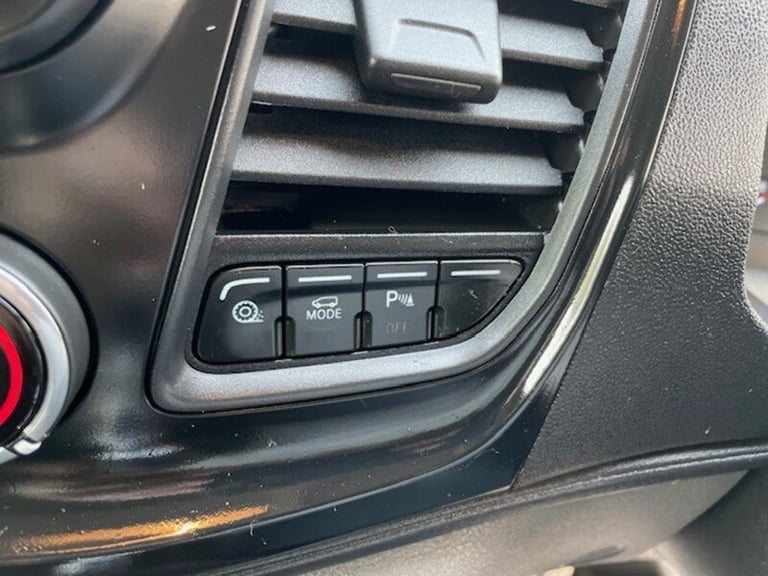 2022 Ford Transit Custom 300 EcoBlue Leader Panel Van Diesel Manual