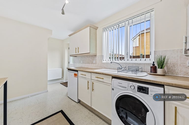 4 bedroom house in Haskell Close, Braunstone, Leicester, LE3 (4 bed) (#2655932)