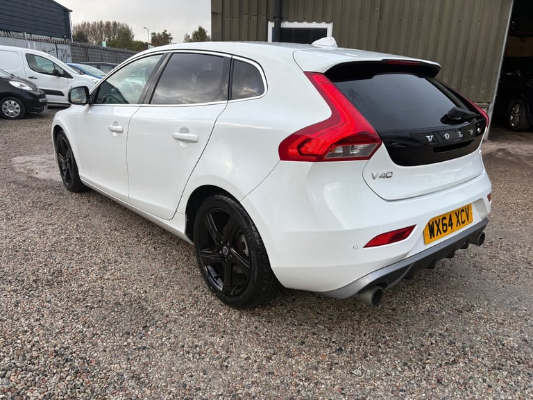 2014 Volvo V40 D2 R DESIGN 5dr HATCHBACK Diesel Manual
