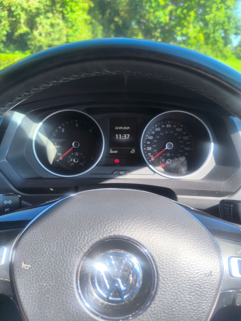 Volkswagen, TIGUAN, Estate, 2018, Manual, 1968 (cc), 5 doors