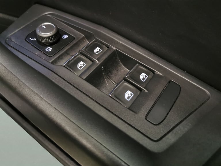 2021 Volkswagen T-Roc 1.5 TSI EVO R-Line Cabriolet 2dr Petrol DSG Euro 6 (s/s) (150 ps) - BLUETOO...