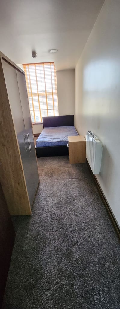 image for Modern 1 Bedroom Studio Flat - Bills Included (Bradford)