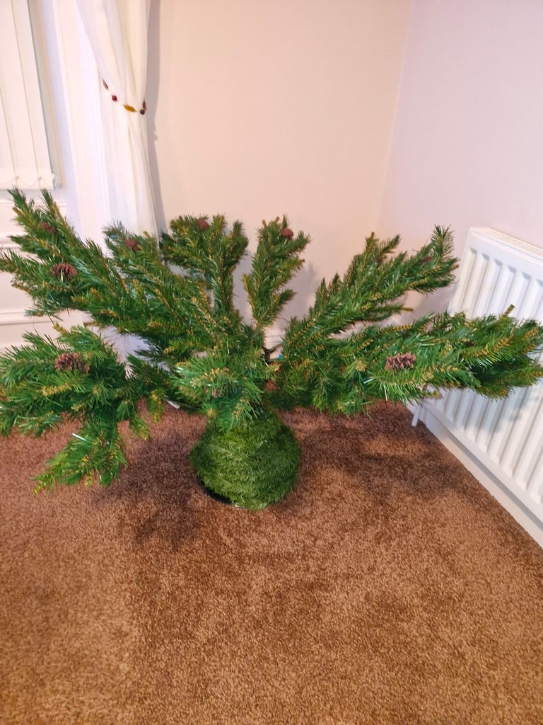 7ft christmas tree