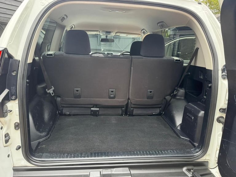 2022 Toyota Land Cruiser 2.8D Active SUV 3dr Diesel Auto 4WD Euro 6 (s/s) (204 ps) ESTATE Diesel ...