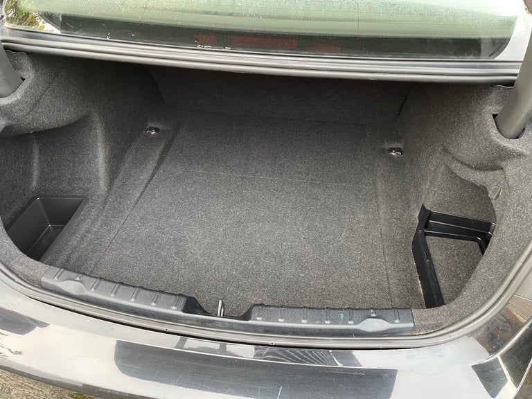 BMW, 3 SERIES, Saloon, 2013, Auto| 2key|Low miles|BMW serviced