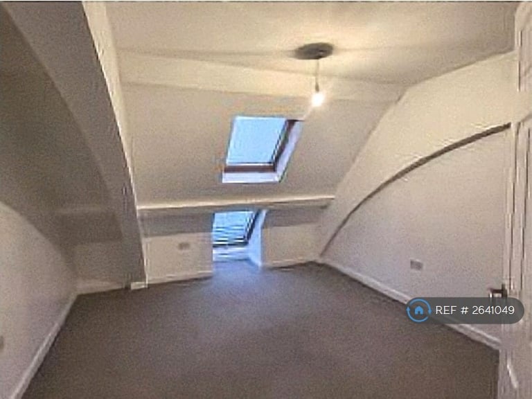 2 bedroom flat in Aspire, Wakefield, WF1 (2 bed) (#2641049)