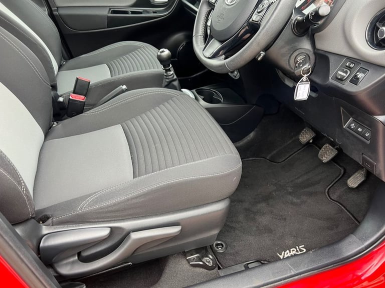 2019 Toyota Yaris 1.5 VVT-i Icon Tech 5dr HATCHBACK PETROL Manual