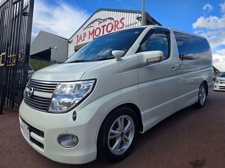  Nissan Elgrand 4WD 3.5 HIGHWAY STAR SERES 3 Petrol Automatic
