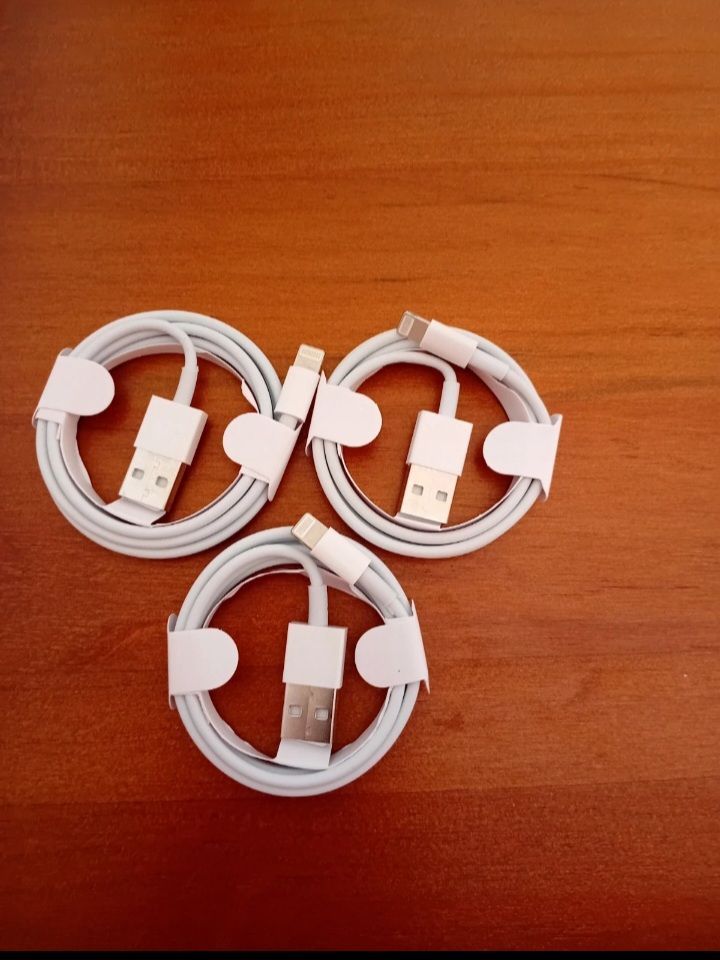 3x Iphone Cable