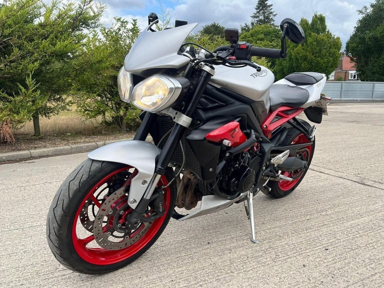 2015 64 TRIUMPH STREET TRIPLE 675 RX 675R NAKED R NEW MOT HPI CLEAR