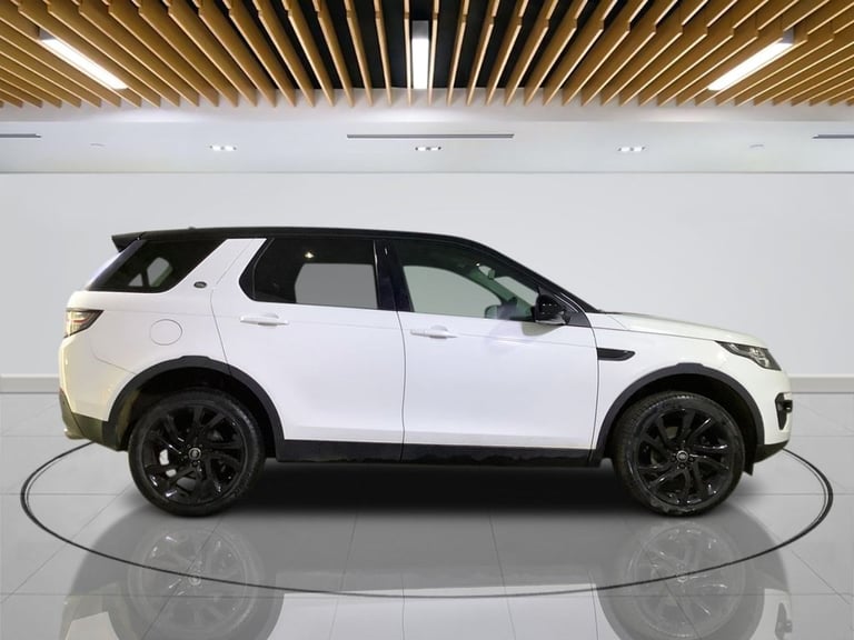 2016 Land Rover Discovery Sport 2.0 TD4 180 HSE Black 5dr Auto ESTATE DIESEL Automatic
