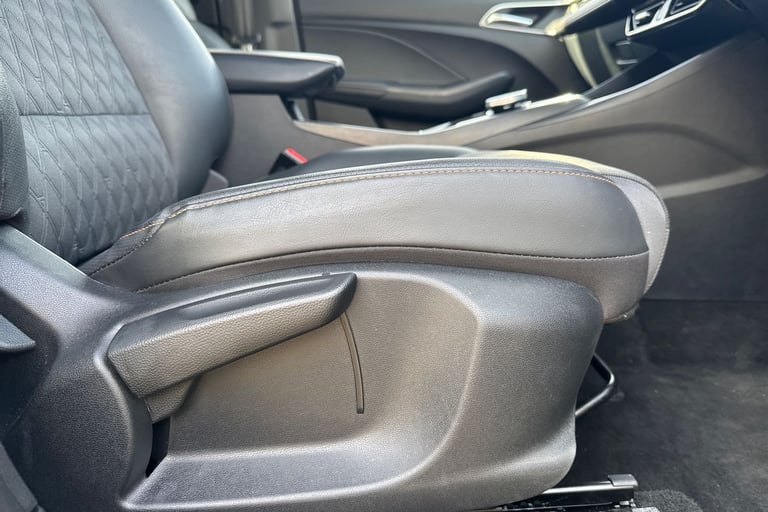 2025 MG MG3 105243 Hatchback Hybrid Automatic