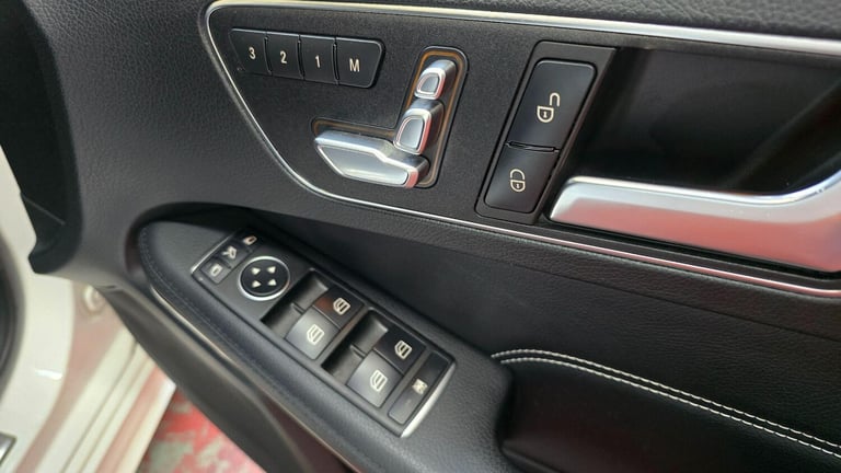  Mercedes-Benz E-Class 3.5 AUTO AMG LINE E350 AVANTGARDE Petrol Automatic
