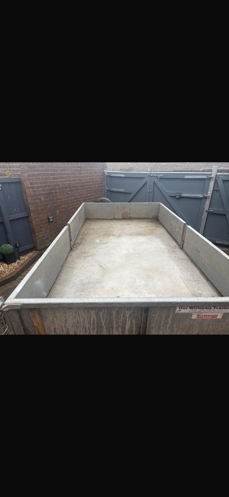 Ifor Williams tipping trailer