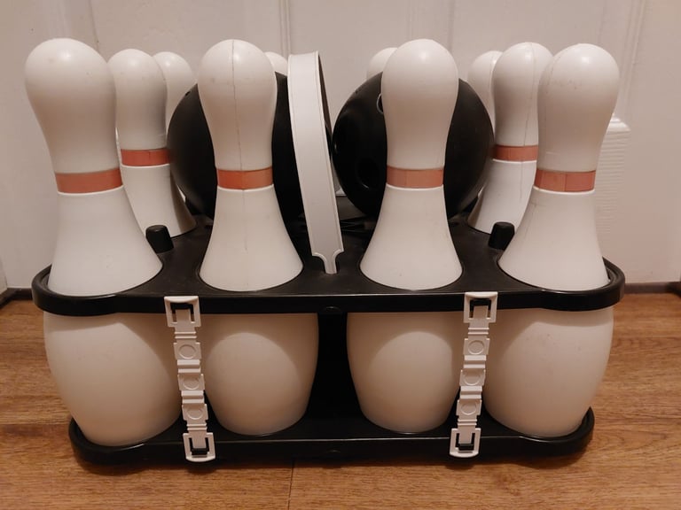 image for Tenpin bowling set