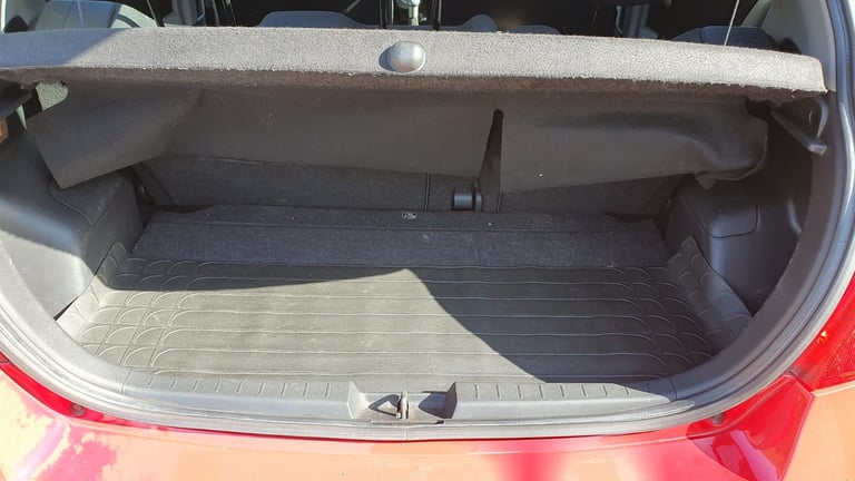 Toyota, YARIS Sr d4d diesel Hatchback, 2008, Manual, 1364 (cc), 5 doors