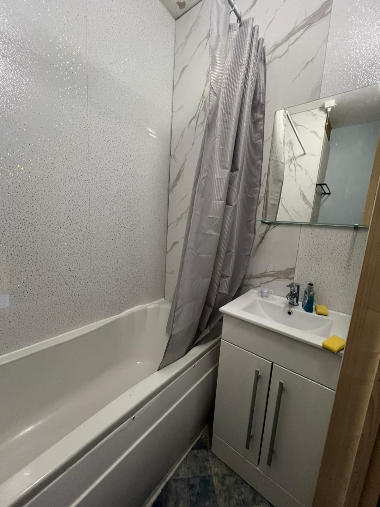 Room in Leicester (LE3 9FR) 