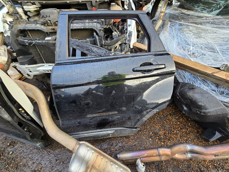 Range Rover Evoque Back Black Panel Rear Door Breaking Parts 