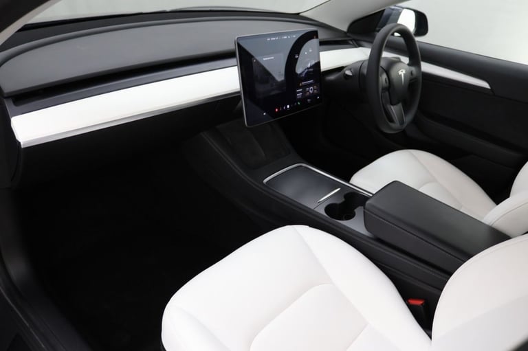 2021 Tesla Model 3 Standard Plus 4dr Auto SALOON ELECTRIC Automatic