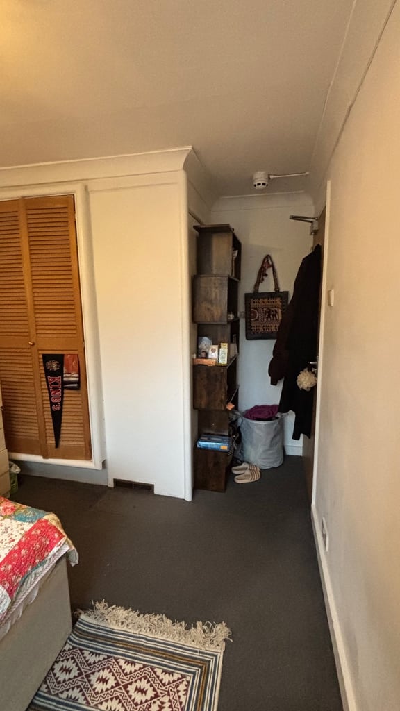 Room For Rent- Quiet house share, £695 (pcm)