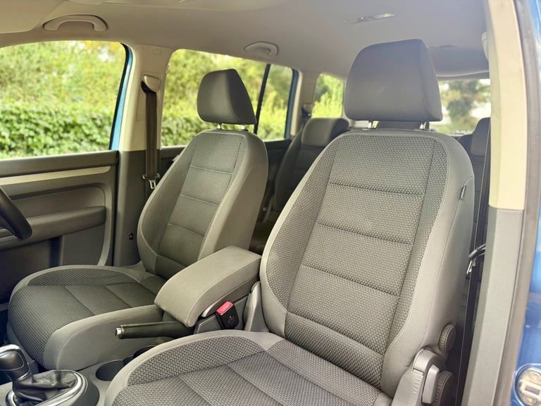 2012 Volkswagen Touran 1.6 TDI 105 SE 5dr DSG MPV Diesel Automatic
