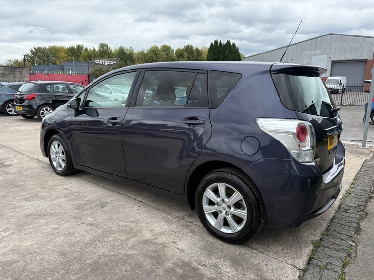 2015 Toyota Verso 1.6 V-matic Icon 5dr MPV Petrol Manual