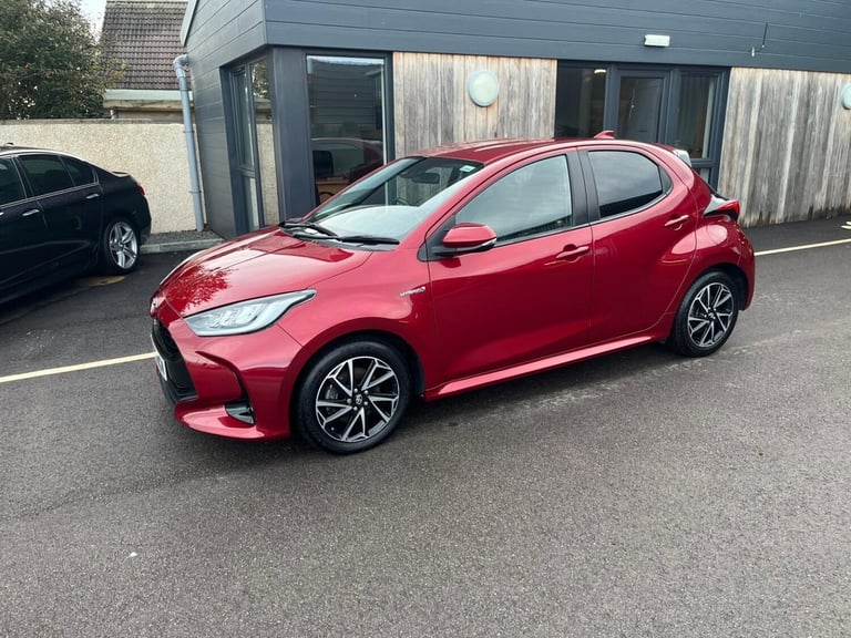 TOYOTA YARIS 1.5 VVT-h Design 2020