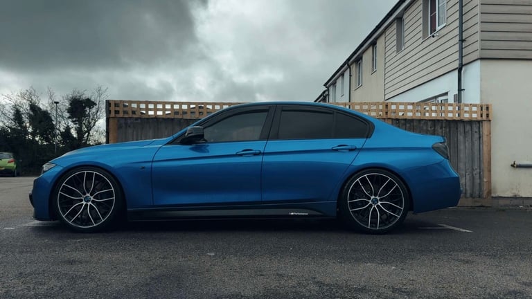 BMW, 3 SERIES, Saloon, 2013, Semi-Auto, 2993 (cc), 4 doors