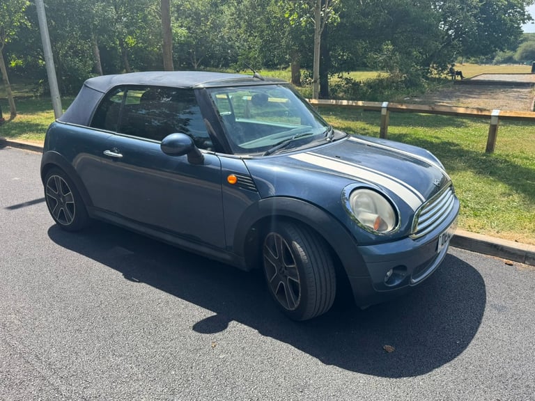 Mini, CONVERTIBLE, Convertible, 2010, Manual, 1598 (cc), 2 doors