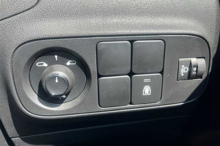 2021 Citroen C3 1.2 PureTech Shine Plus Hatchback 5dr Petrol EAT6 Euro 6 (s/s) (110 ps) Hatchback...