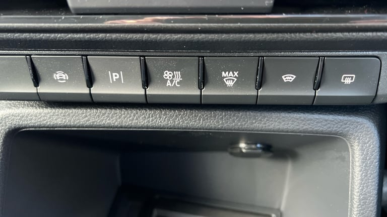 2025 Ford Transit Connect 2.0 EcoBlue 102ps Limited Van PANEL VAN DIESEL Manual