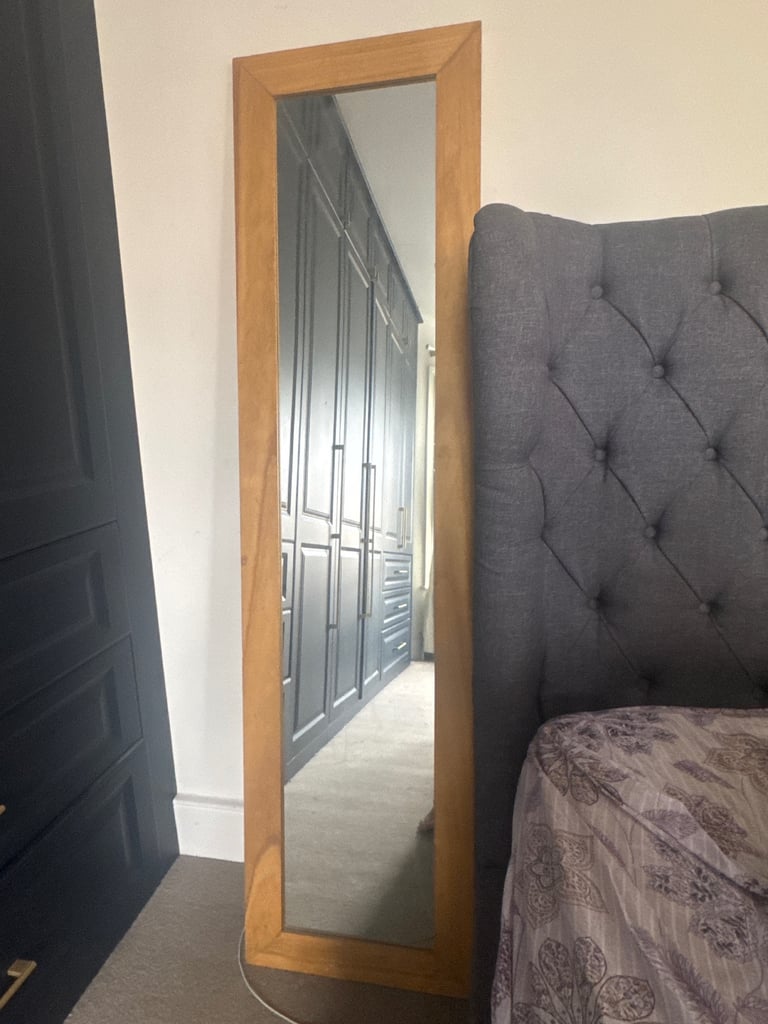 Tall standing mirror