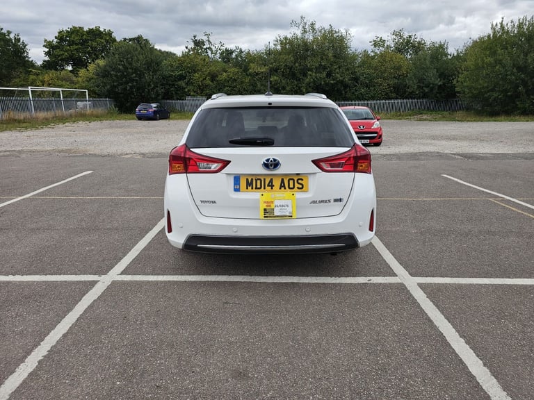 2014 UK TOYOTA AURIS TOURING SPORT HYBRID EXCEL £20 TAX ULEZ ✅