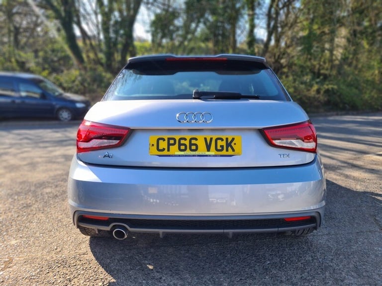Audi A1 TDI S LINE 1.6