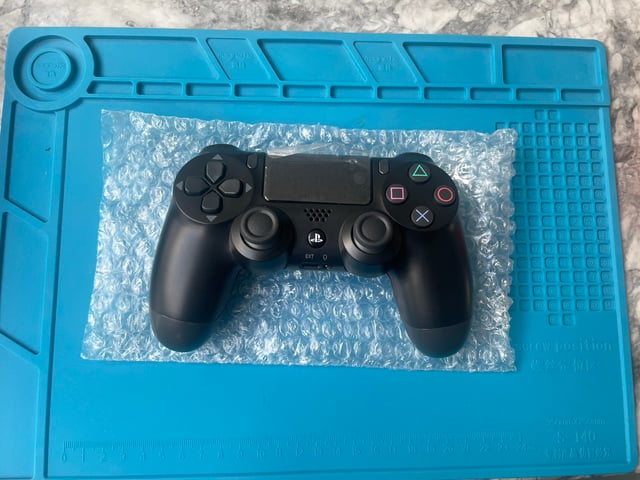 Sony DualShock PS4 Black Controller Refurbished in Kingsbury