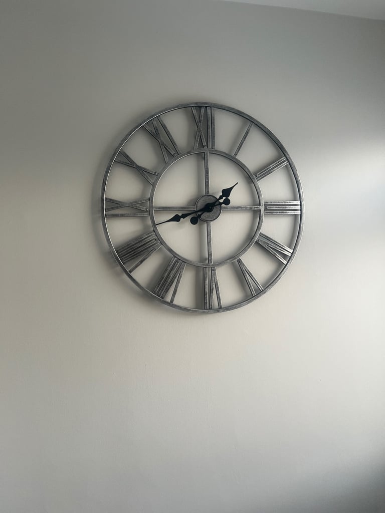 Large skeleton wall clock