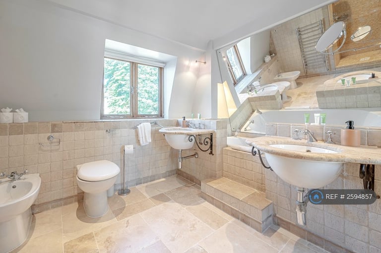 4 bedroom house in Warwick Gardens, London, W14 (4 bed) (#2594857)