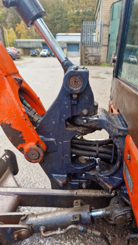  Kubota KX015-4 Mini Digger – 2012 – £7,000 + VAT