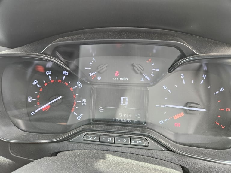 2024 74 Citroen C3 1.2 PureTech Plus 5dr Black Light Damaged Salvage 