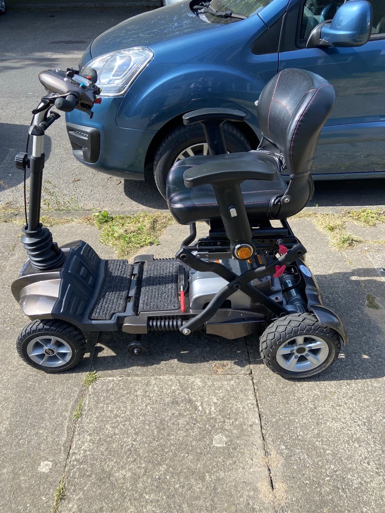 TGA folding mobility scooter 